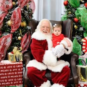 Meet your Posher, Cynthia